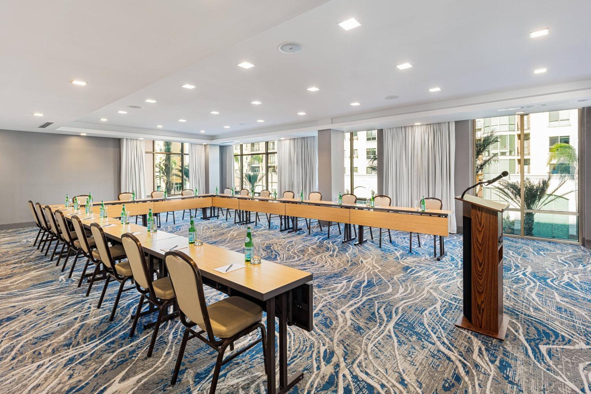Courtyard By Marriott Los Angeles Monterey Park Dış mekan fotoğraf