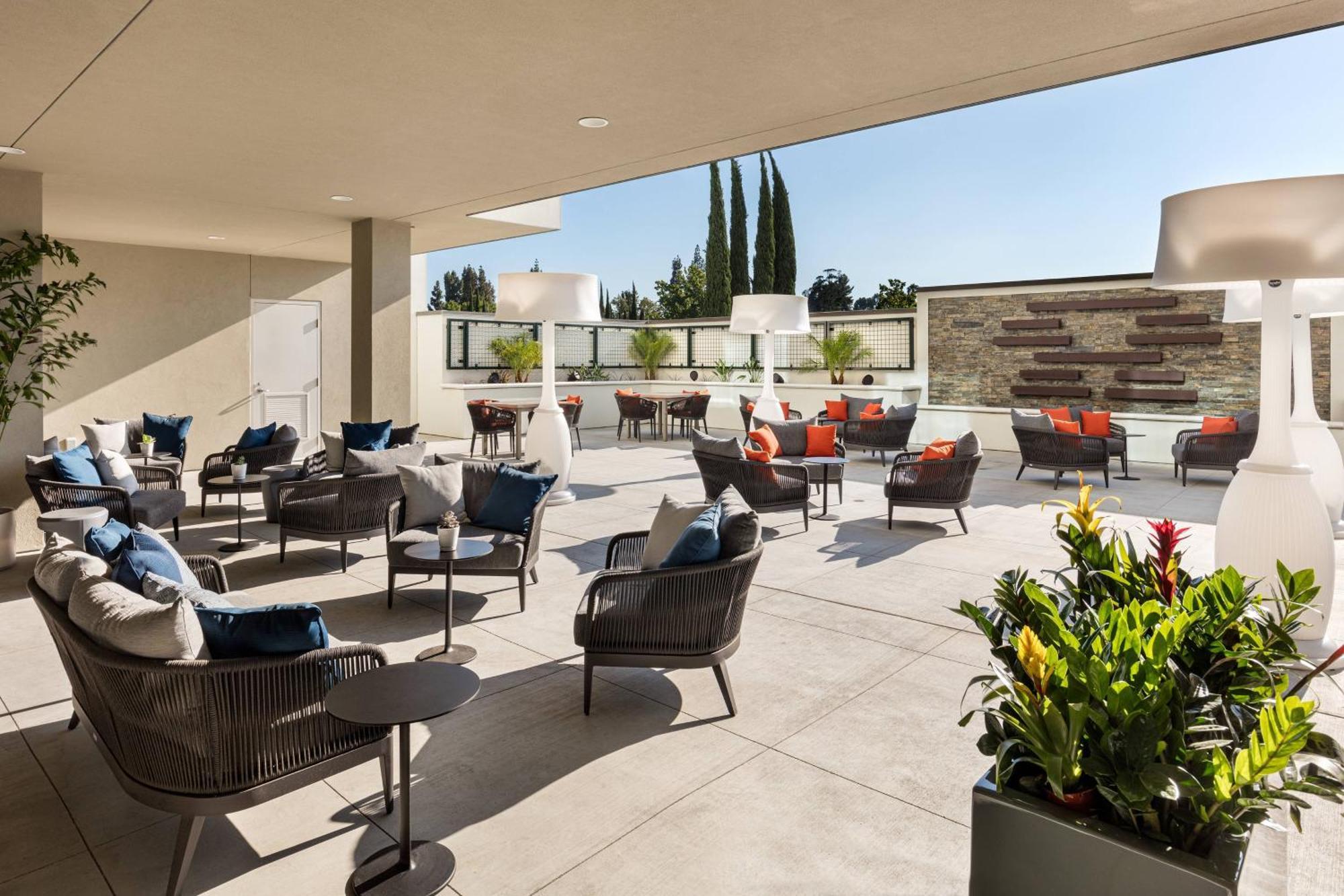 Courtyard By Marriott Los Angeles Monterey Park Dış mekan fotoğraf
