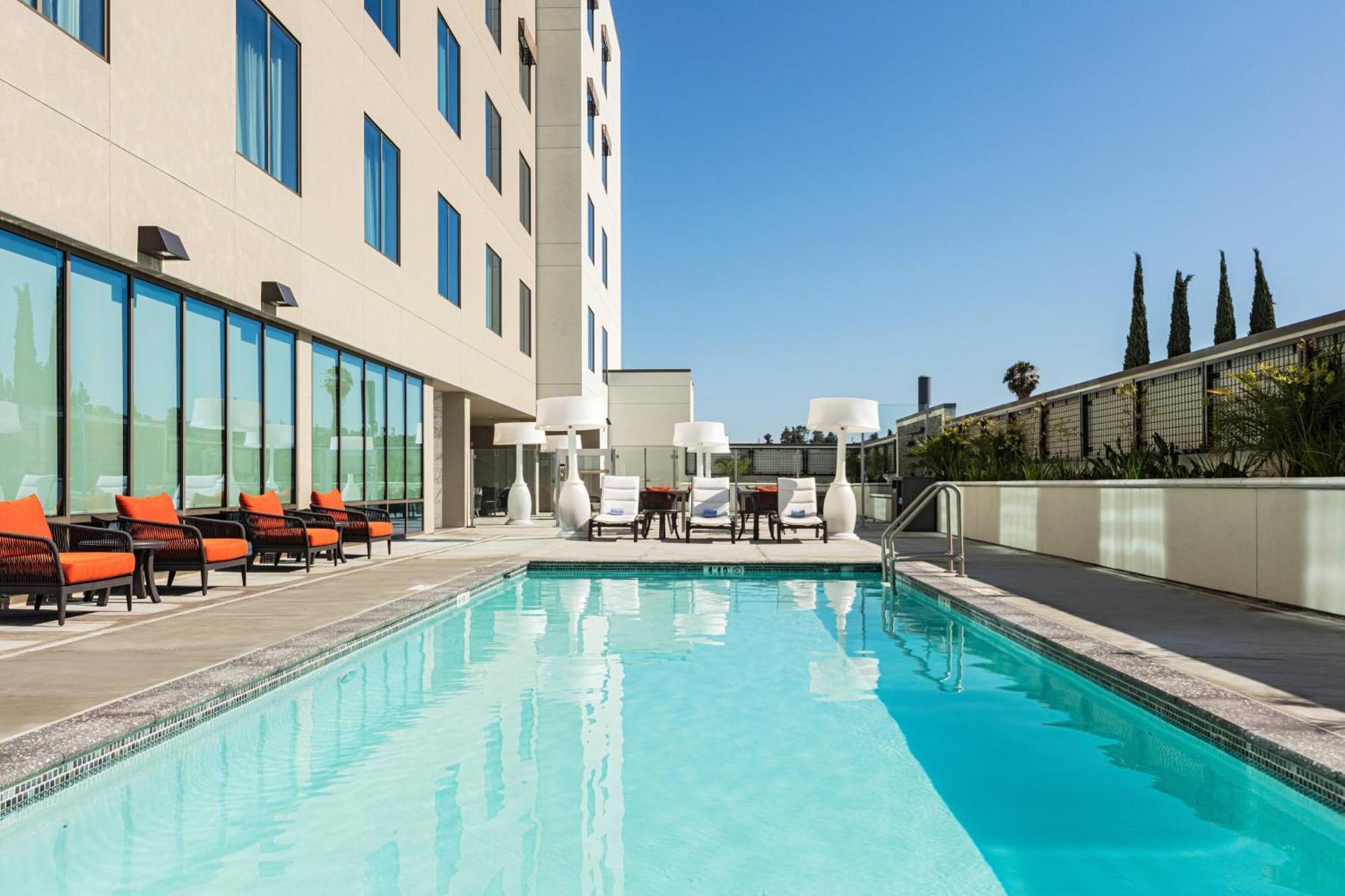 Courtyard By Marriott Los Angeles Monterey Park Dış mekan fotoğraf